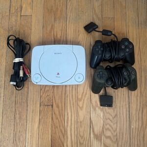 Sony PSone Console SCPH-101 White with 2 Controllers and AV Cable Bundle -READ